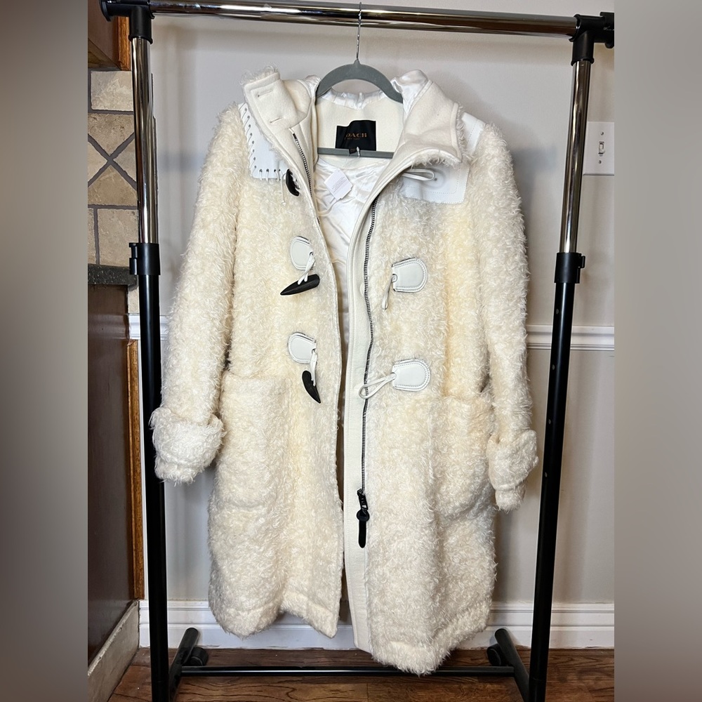 White Coach Coat (Size L)